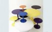 Коллекция ярких цветных столов из стали с изысканной кружевной окантовкой. Мельбурн, Австрали